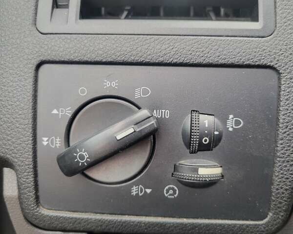 Помаранчевий Форд Focus C-Max, об'ємом двигуна 2 л та пробігом 308 тис. км за 4800 $, фото 19 на Automoto.ua