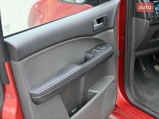 Помаранчевий Форд Focus C-Max, об'ємом двигуна 1.56 л та пробігом 285 тис. км за 4300 $, фото 6 на Automoto.ua