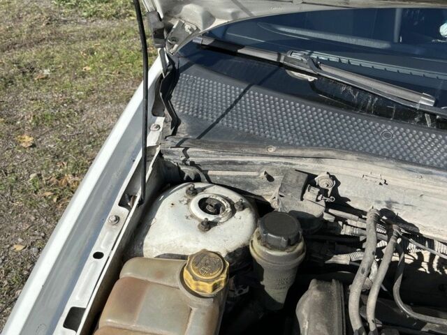 Белый Форд Фокус, объемом двигателя 1.4 л и пробегом 200 тыс. км за 3500 $, фото 13 на Automoto.ua