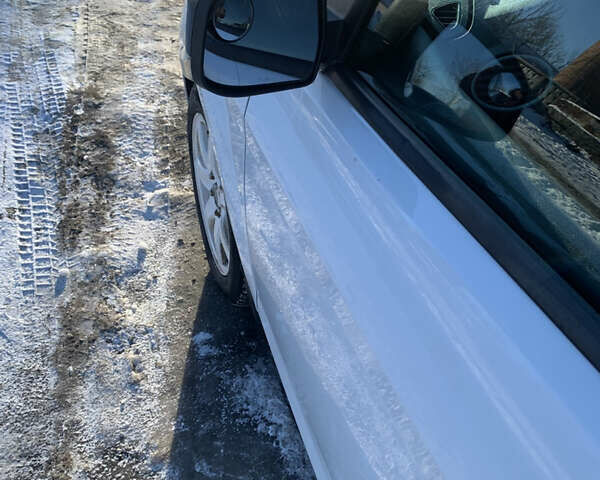 Белый Форд Фокус, объемом двигателя 1.39 л и пробегом 185 тыс. км за 4000 $, фото 15 на Automoto.ua