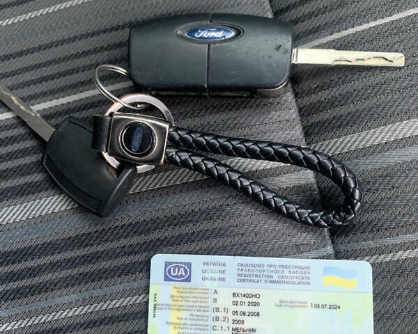 Белый Форд Фокус, объемом двигателя 1.39 л и пробегом 185 тыс. км за 4000 $, фото 17 на Automoto.ua