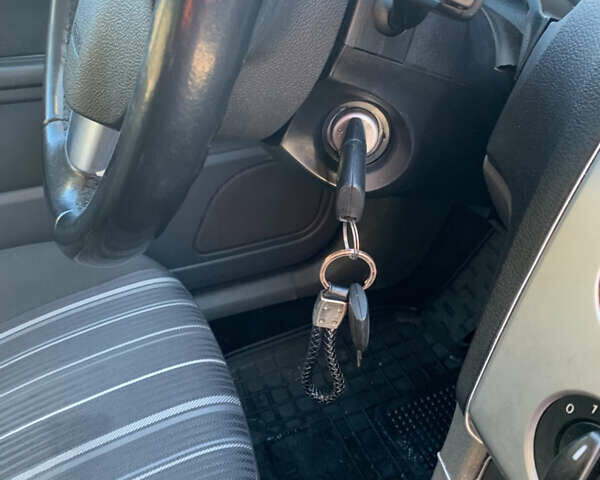 Белый Форд Фокус, объемом двигателя 1.39 л и пробегом 185 тыс. км за 4000 $, фото 8 на Automoto.ua