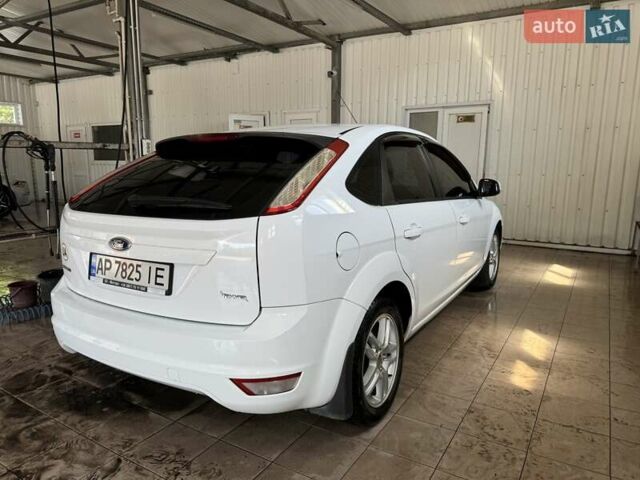 Белый Форд Фокус, объемом двигателя 1.6 л и пробегом 154 тыс. км за 7900 $, фото 8 на Automoto.ua