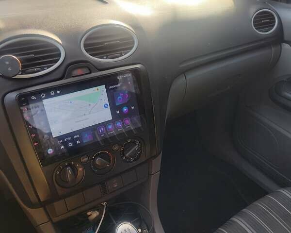 Білий Форд Фокус, об'ємом двигуна 1.39 л та пробігом 410 тис. км за 5500 $, фото 4 на Automoto.ua