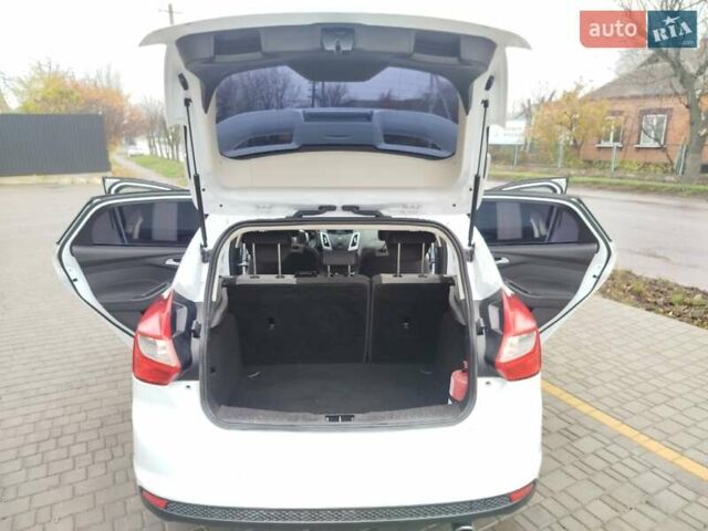 Білий Форд Фокус, об'ємом двигуна 1.6 л та пробігом 266 тис. км за 6999 $, фото 30 на Automoto.ua