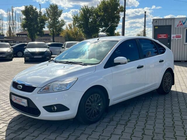 Білий Форд Фокус, об'ємом двигуна 1.4 л та пробігом 204 тис. км за 5100 $, фото 2 на Automoto.ua