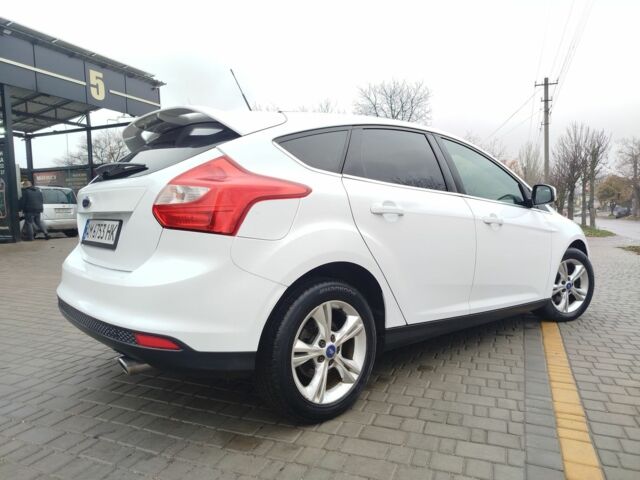 Белый Форд Фокус, объемом двигателя 1.6 л и пробегом 266 тыс. км за 6999 $, фото 7 на Automoto.ua