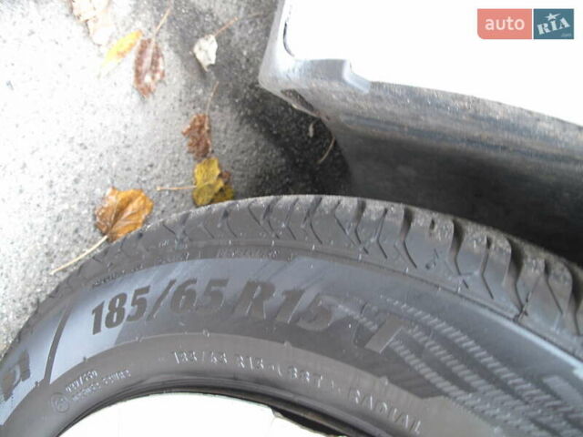 Белый Форд Фокус, объемом двигателя 1.39 л и пробегом 215 тыс. км за 5000 $, фото 10 на Automoto.ua