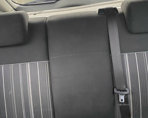 Белый Форд Фокус, объемом двигателя 1.4 л и пробегом 247 тыс. км за 6500 $, фото 14 на Automoto.ua