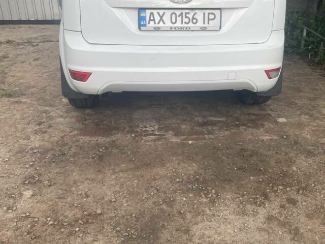 Белый Форд Фокус, объемом двигателя 1.6 л и пробегом 220 тыс. км за 5500 $, фото 7 на Automoto.ua