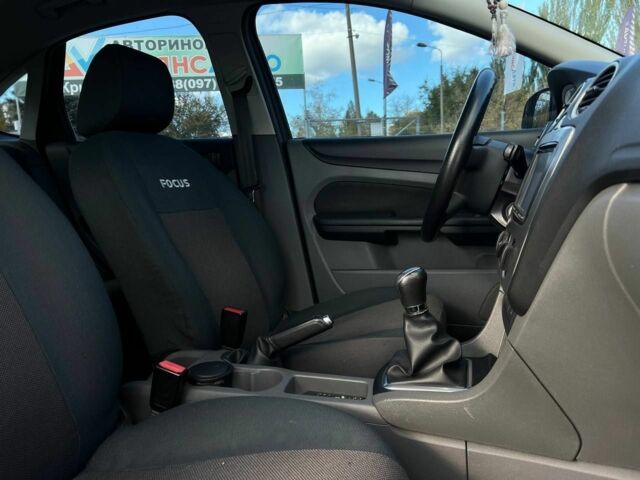 Білий Форд Фокус, об'ємом двигуна 1.4 л та пробігом 204 тис. км за 5100 $, фото 15 на Automoto.ua