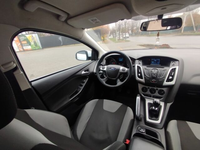 Белый Форд Фокус, объемом двигателя 1.6 л и пробегом 266 тыс. км за 6999 $, фото 21 на Automoto.ua