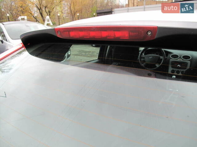 Белый Форд Фокус, объемом двигателя 1.39 л и пробегом 215 тыс. км за 5000 $, фото 45 на Automoto.ua