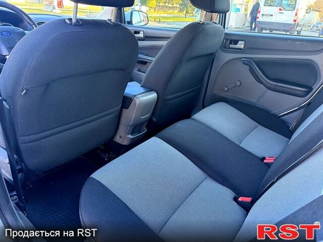 Білий Форд Фокус, об'ємом двигуна 1.6 л та пробігом 203 тис. км за 5999 $, фото 8 на Automoto.ua