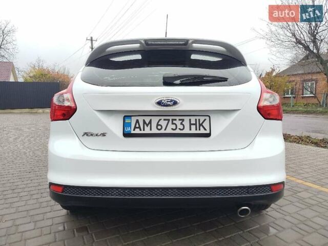 Білий Форд Фокус, об'ємом двигуна 1.6 л та пробігом 266 тис. км за 6999 $, фото 15 на Automoto.ua