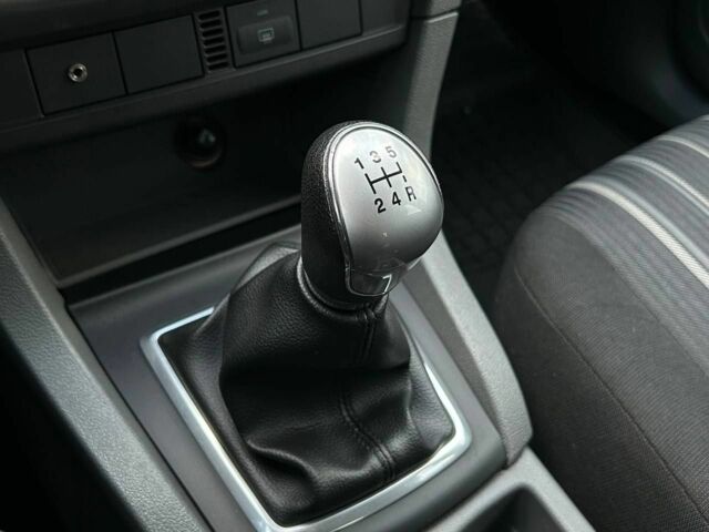 Белый Форд Фокус, объемом двигателя 1.4 л и пробегом 167 тыс. км за 5900 $, фото 17 на Automoto.ua