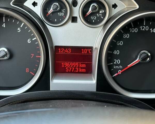 Білий Форд Фокус, об'ємом двигуна 1.6 л та пробігом 190 тис. км за 7300 $, фото 8 на Automoto.ua