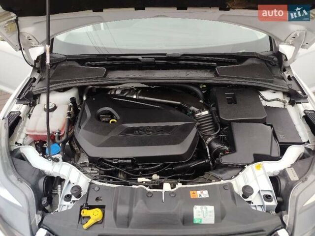 Білий Форд Фокус, об'ємом двигуна 1.6 л та пробігом 266 тис. км за 6999 $, фото 35 на Automoto.ua