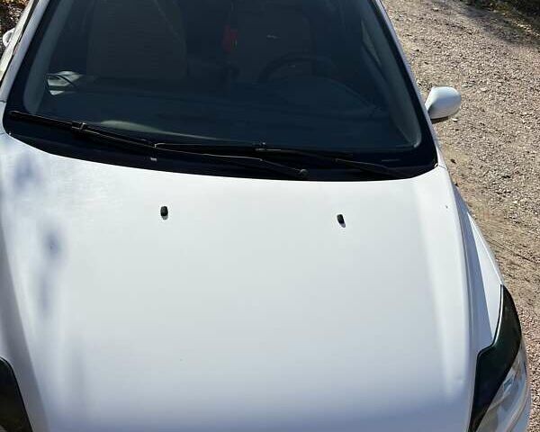 Білий Форд Фокус, об'ємом двигуна 1.6 л та пробігом 190 тис. км за 7300 $, фото 6 на Automoto.ua