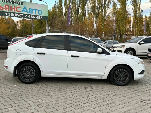 Белый Форд Фокус, объемом двигателя 1.4 л и пробегом 167 тыс. км за 5900 $, фото 7 на Automoto.ua