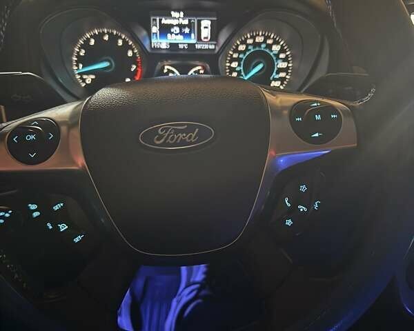 Белый Форд Фокус, объемом двигателя 2 л и пробегом 197 тыс. км за 7500 $, фото 13 на Automoto.ua