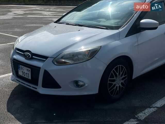 Белый Форд Фокус, объемом двигателя 2.01 л и пробегом 240 тыс. км за 6200 $, фото 5 на Automoto.ua