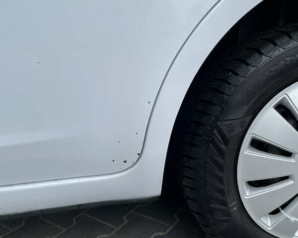 Білий Форд Фокус, об'ємом двигуна 1.4 л та пробігом 325 тис. км за 5000 $, фото 49 на Automoto.ua