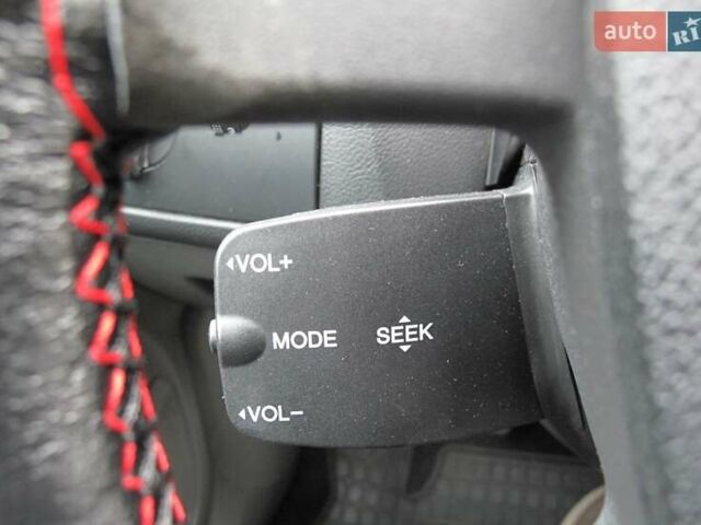 Белый Форд Фокус, объемом двигателя 1.39 л и пробегом 215 тыс. км за 5000 $, фото 54 на Automoto.ua