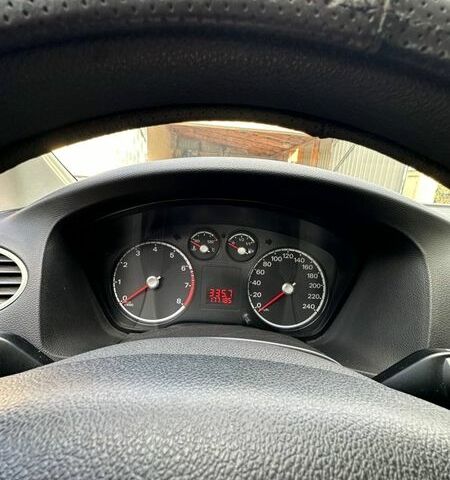 Білий Форд Фокус, об'ємом двигуна 1.4 л та пробігом 186 тис. км за 5900 $, фото 5 на Automoto.ua