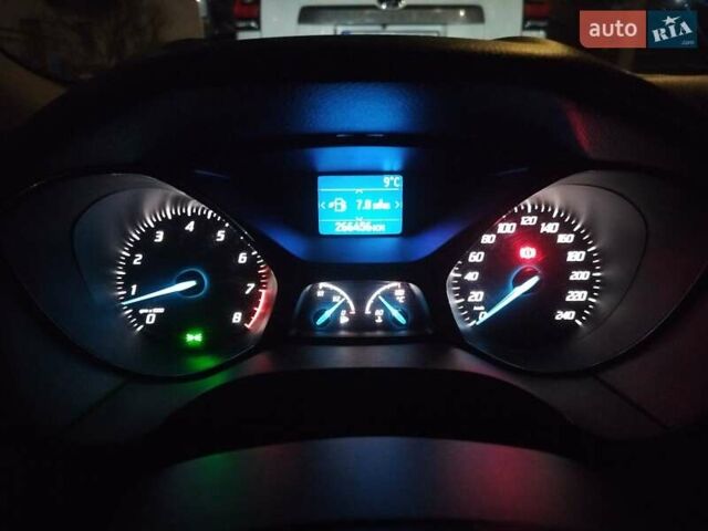 Білий Форд Фокус, об'ємом двигуна 1.6 л та пробігом 266 тис. км за 6999 $, фото 68 на Automoto.ua