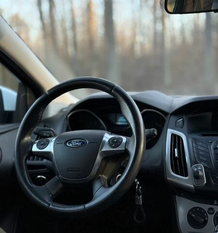 Белый Форд Фокус, объемом двигателя 1.56 л и пробегом 187 тыс. км за 6500 $, фото 11 на Automoto.ua