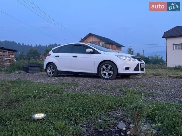 Белый Форд Фокус, объемом двигателя 1.6 л и пробегом 185 тыс. км за 8000 $, фото 8 на Automoto.ua