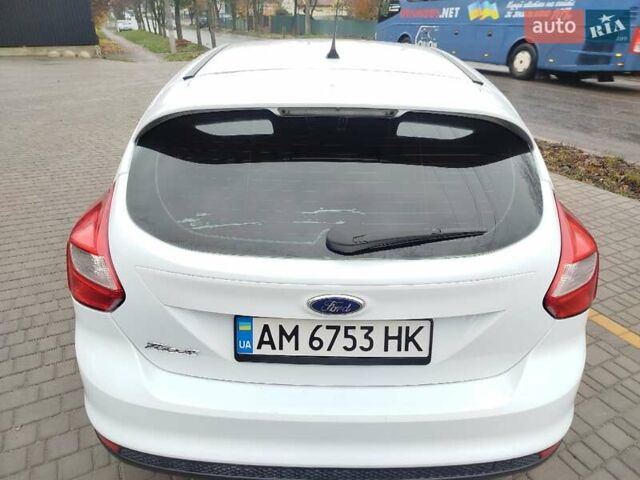 Білий Форд Фокус, об'ємом двигуна 1.6 л та пробігом 266 тис. км за 6999 $, фото 16 на Automoto.ua