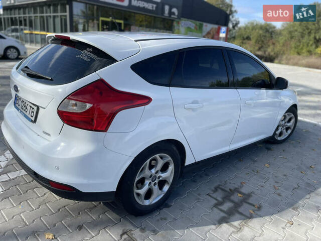 Білий Форд Фокус, об'ємом двигуна 1.6 л та пробігом 230 тис. км за 6100 $, фото 5 на Automoto.ua