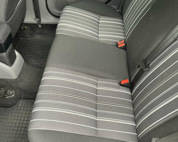 Білий Форд Фокус, об'ємом двигуна 1.4 л та пробігом 325 тис. км за 5000 $, фото 70 на Automoto.ua