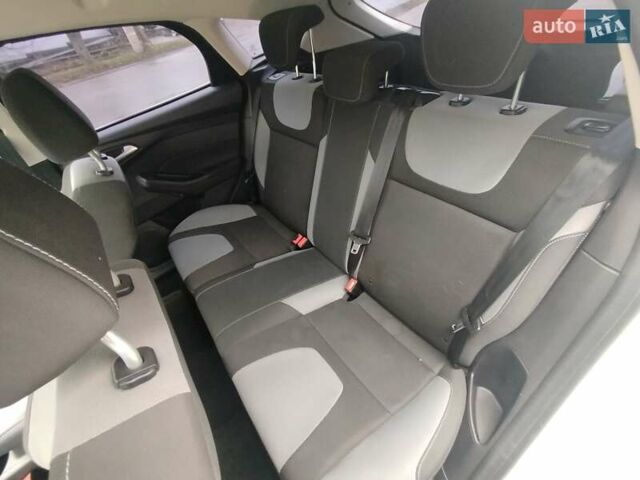 Білий Форд Фокус, об'ємом двигуна 1.6 л та пробігом 266 тис. км за 6999 $, фото 55 на Automoto.ua