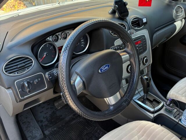 Белый Форд Фокус, объемом двигателя 1.6 л и пробегом 190 тыс. км за 7300 $, фото 4 на Automoto.ua