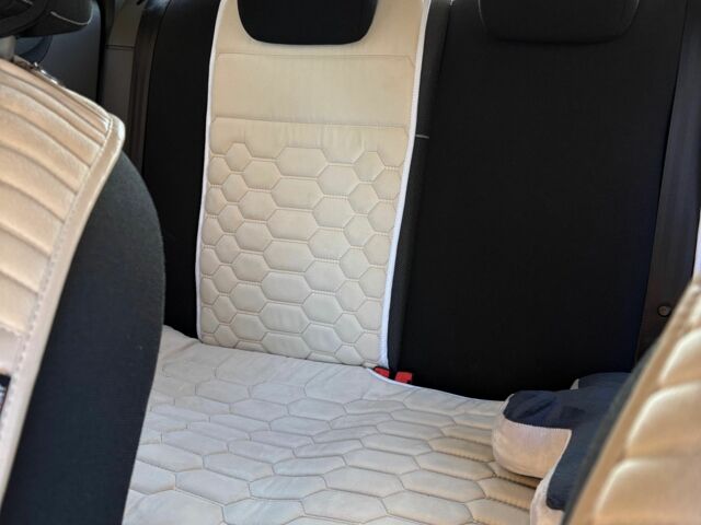 Белый Форд Фокус, объемом двигателя 1.6 л и пробегом 190 тыс. км за 7300 $, фото 8 на Automoto.ua