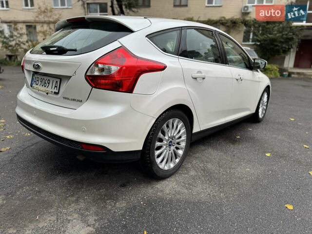 Форд Фокус 2011 в Виннице на Automoto.ua Белый Форд Фокус, объемом двигателя 2 л и пробегом 175 тыс. км за 7500 $, фото 5 на Automoto.ua