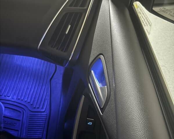 Белый Форд Фокус, объемом двигателя 2 л и пробегом 197 тыс. км за 7500 $, фото 14 на Automoto.ua