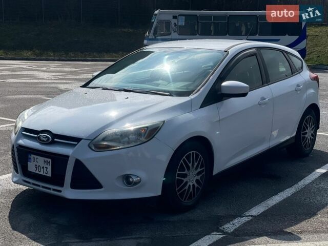Белый Форд Фокус, объемом двигателя 2.01 л и пробегом 240 тыс. км за 6200 $, фото 7 на Automoto.ua