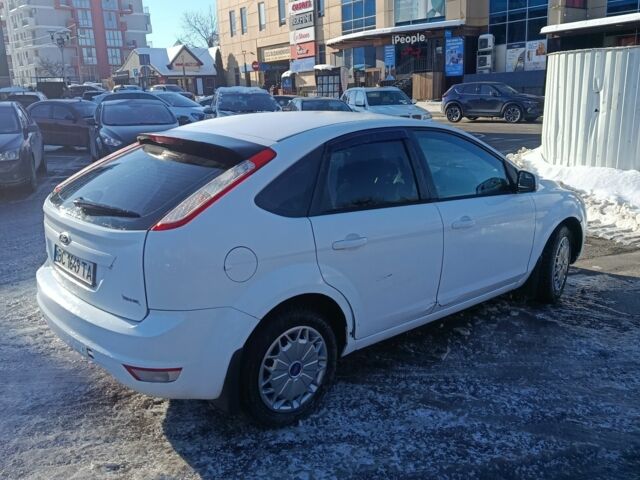 Білий Форд Фокус, об'ємом двигуна 1.6 л та пробігом 210 тис. км за 5350 $, фото 2 на Automoto.ua