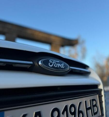 Белый Форд Фокус, объемом двигателя 1.56 л и пробегом 187 тыс. км за 6500 $, фото 3 на Automoto.ua