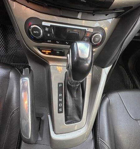 Белый Форд Фокус, объемом двигателя 2 л и пробегом 274 тыс. км за 8000 $, фото 10 на Automoto.ua