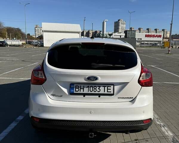 Белый Форд Фокус, объемом двигателя 2 л и пробегом 197 тыс. км за 7500 $, фото 8 на Automoto.ua