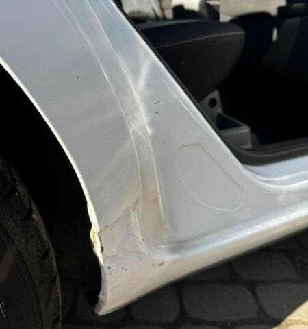 Белый Форд Фокус, объемом двигателя 1.6 л и пробегом 187 тыс. км за 4800 $, фото 16 на Automoto.ua