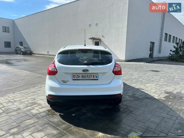 Білий Форд Фокус, об'ємом двигуна 1.6 л та пробігом 190 тис. км за 6550 $, фото 4 на Automoto.ua