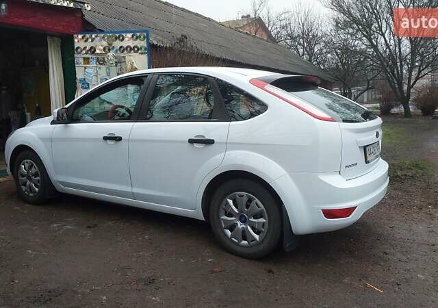 Белый Форд Фокус, объемом двигателя 1.39 л и пробегом 92 тыс. км за 8500 $, фото 36 на Automoto.ua