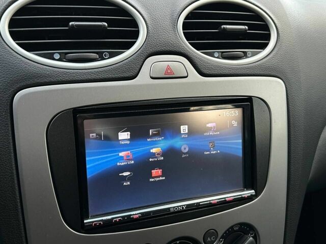 Белый Форд Фокус, объемом двигателя 1.4 л и пробегом 167 тыс. км за 5900 $, фото 10 на Automoto.ua