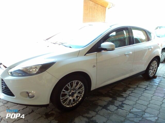 Білий Форд Фокус, об'ємом двигуна 1.6 л та пробігом 212 тис. км за 7000 $, фото 3 на Automoto.ua